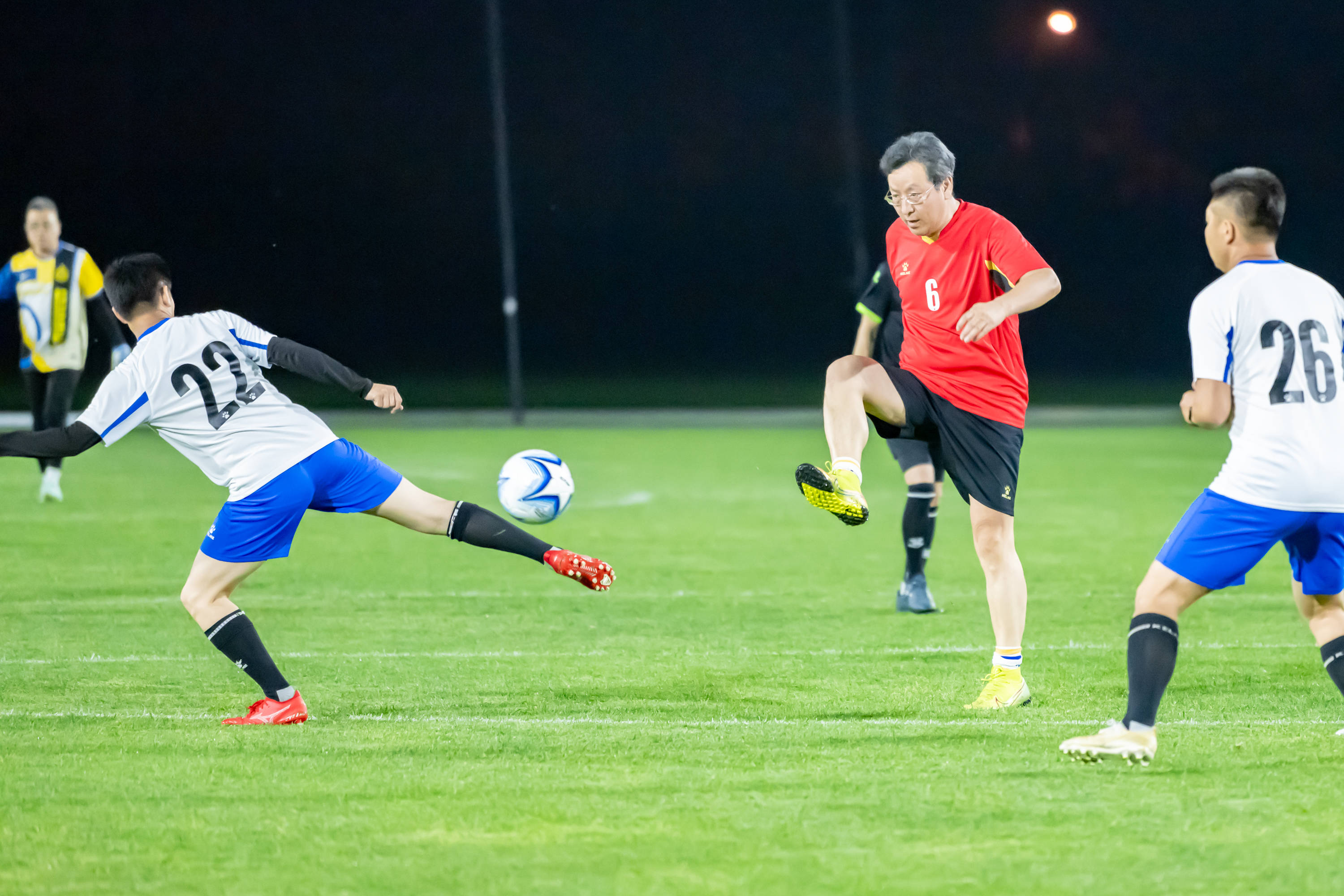 亮眼发挥 亮眼发挥