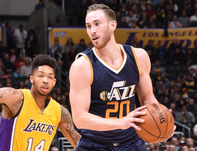 助攻队友命 助攻队友命